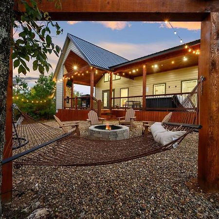 Under The Stars - Secluded, Hot Tub, Firepit, Games Villa Broken Bow Ngoại thất bức ảnh