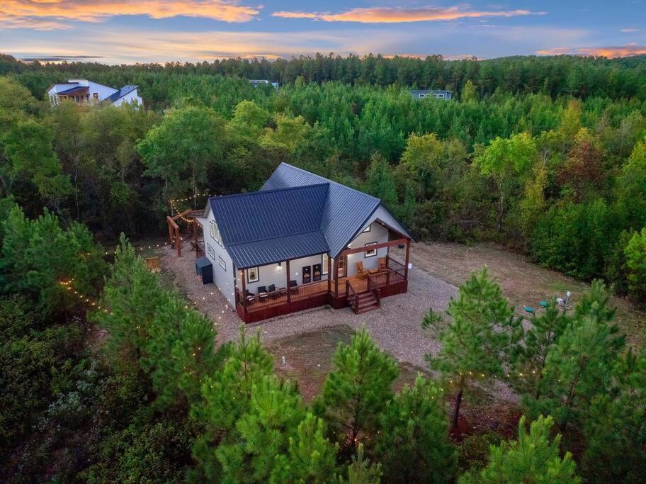 Under The Stars - Secluded, Hot Tub, Firepit, Games Villa Broken Bow Ngoại thất bức ảnh